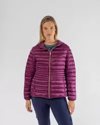 Oferta de PARKA ENTALLADA CON CAPUCHA MAGENTA por 69,99€ en October