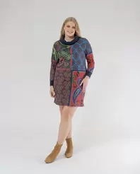 Oferta de VESTIDO ESTAMPADO PAISLEYCUELLO BUCHEAZUL MARINO por 49,99€ en October