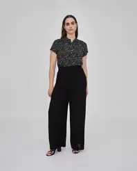 Oferta de PANTALON ANCHO CON CINTURA ELASTICA NEGRO por 35,99€ en October