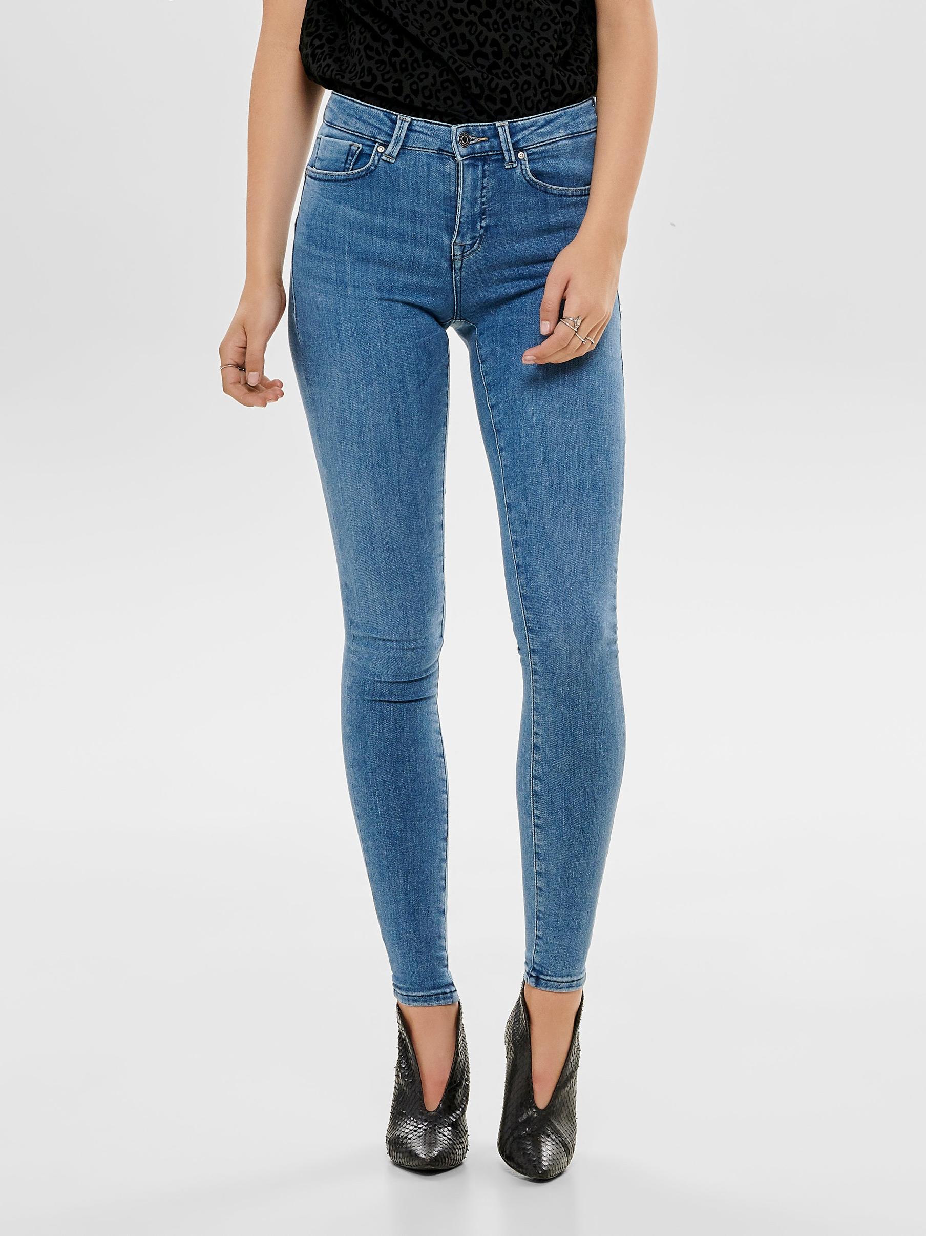 Oferta de ONLPower mid push up Jeans skinny fit por 39,99€ en ONLY