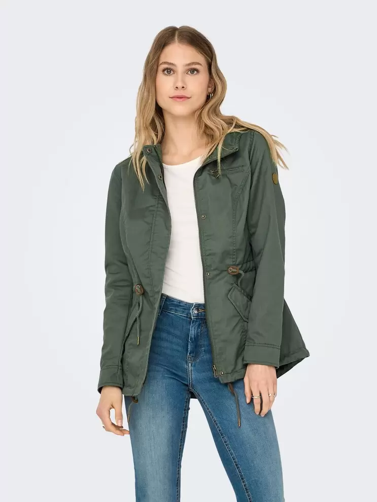 Oferta de ONLLORCA Parka larga por 49,99€ en ONLY