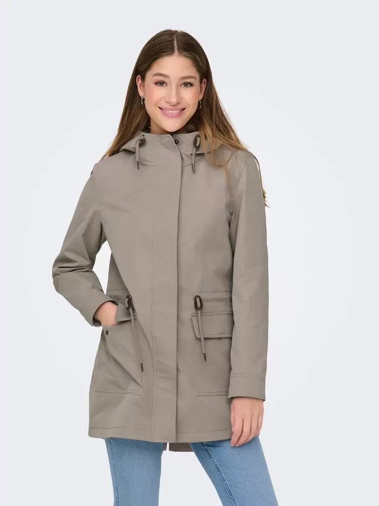 Oferta de ONLLOUISE Chaqueta por 59,99€ en ONLY