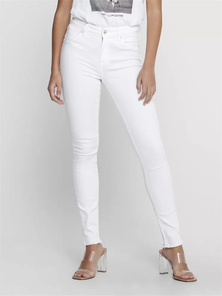 Oferta de ONLBLUSH Cintura media Corte skinny Vaqueros por 39,99€ en ONLY