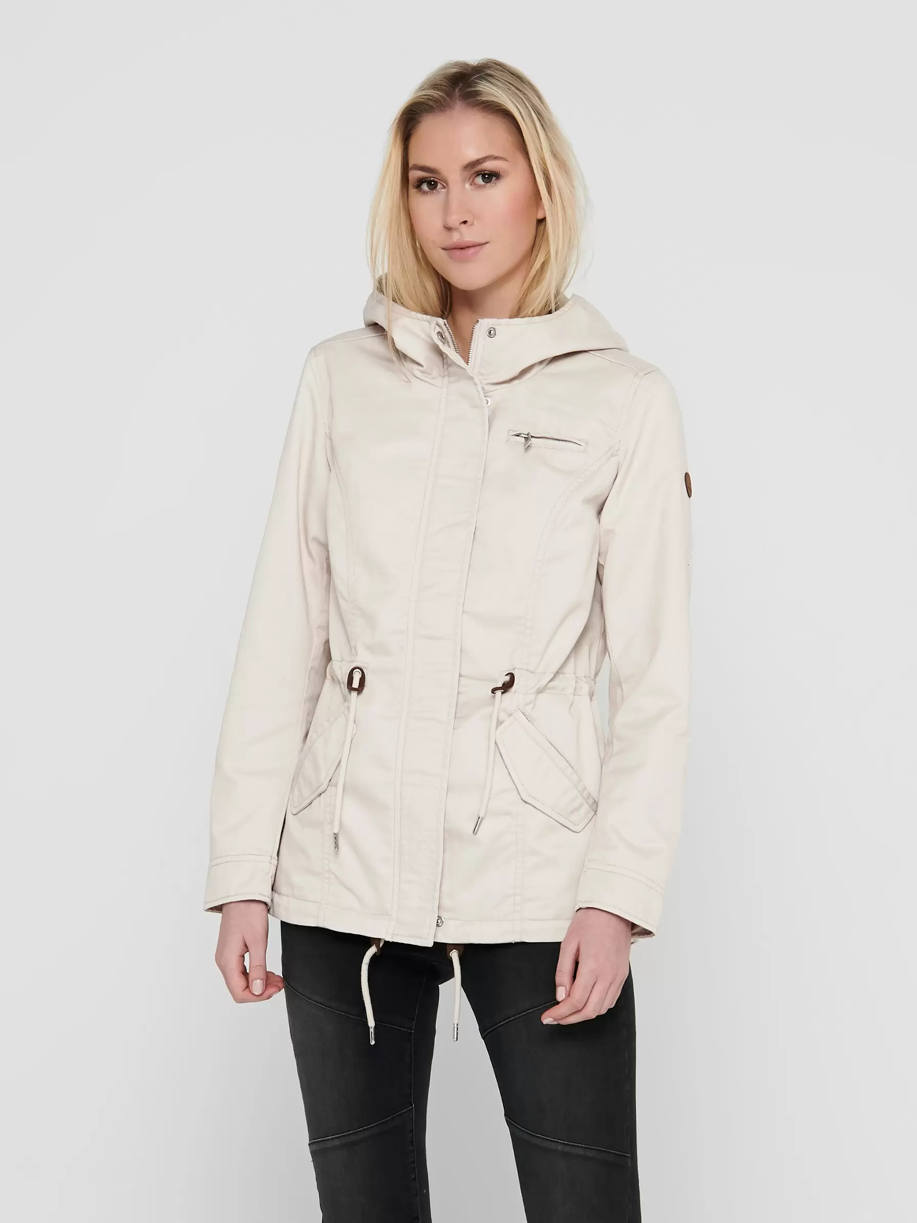 Oferta de ONLLORCA Parka por 49,99€ en ONLY