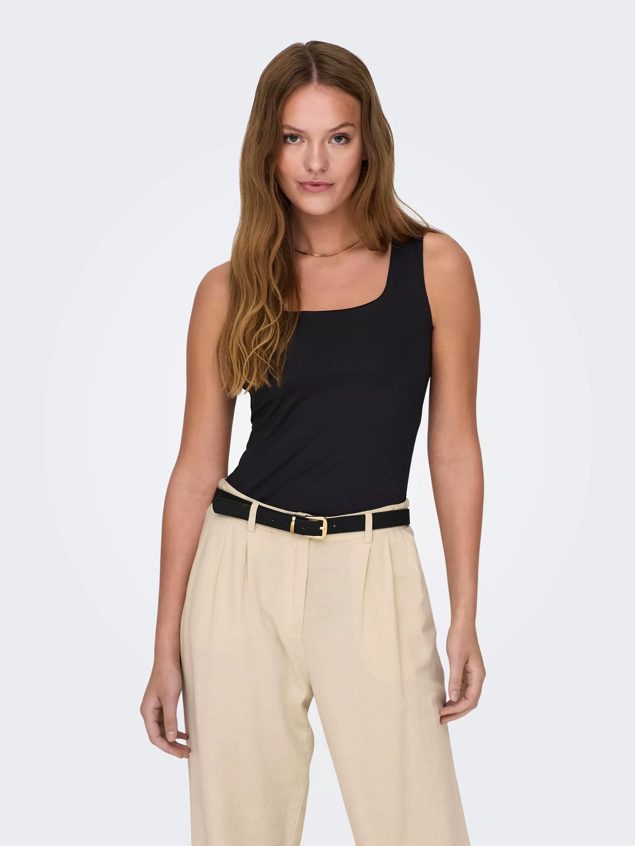 Oferta de ONLEA Camiseta de tirantes por 19,99€ en ONLY