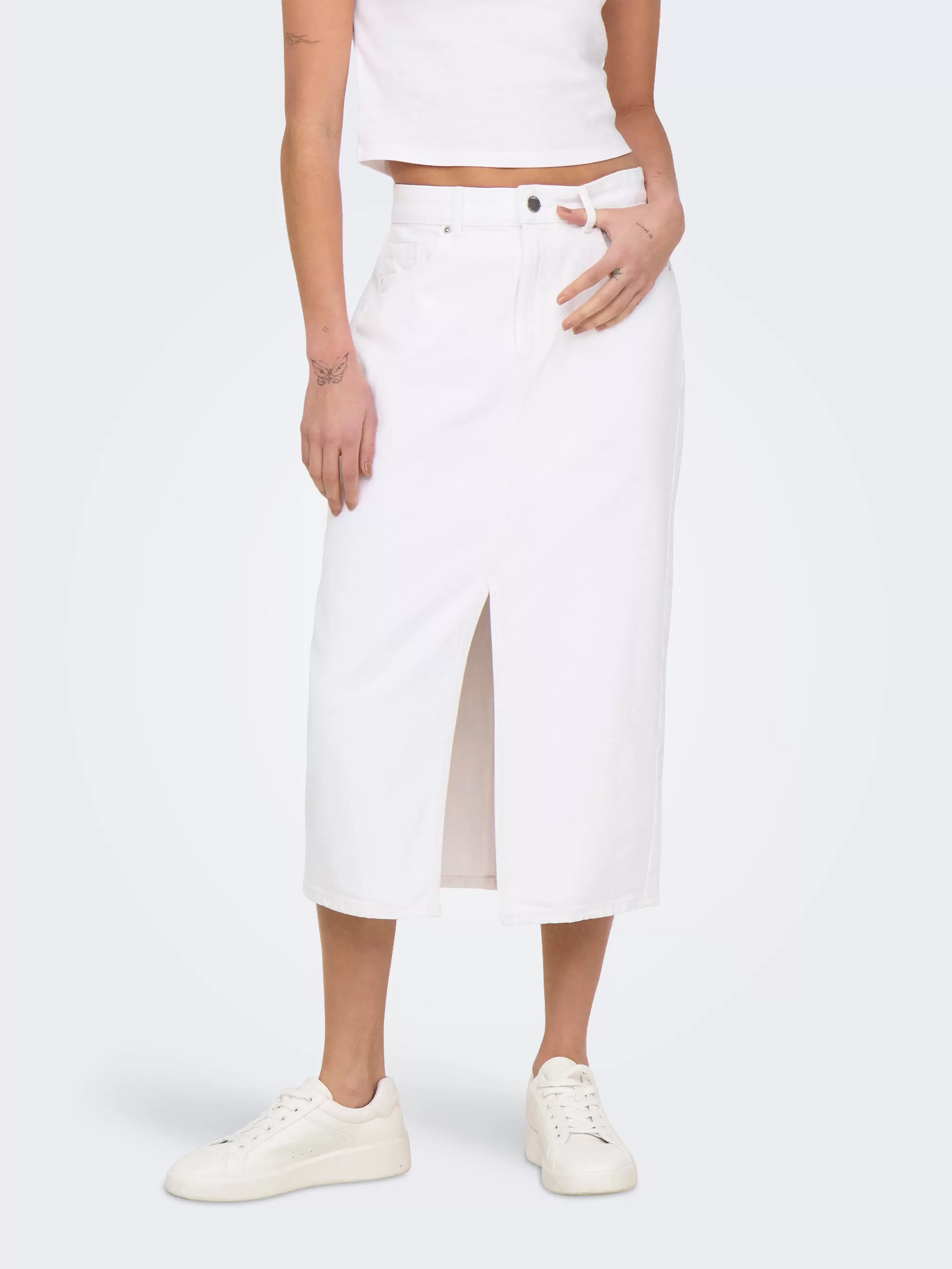 Oferta de ONLBIANCA Falda vaquera por 39,99€ en ONLY