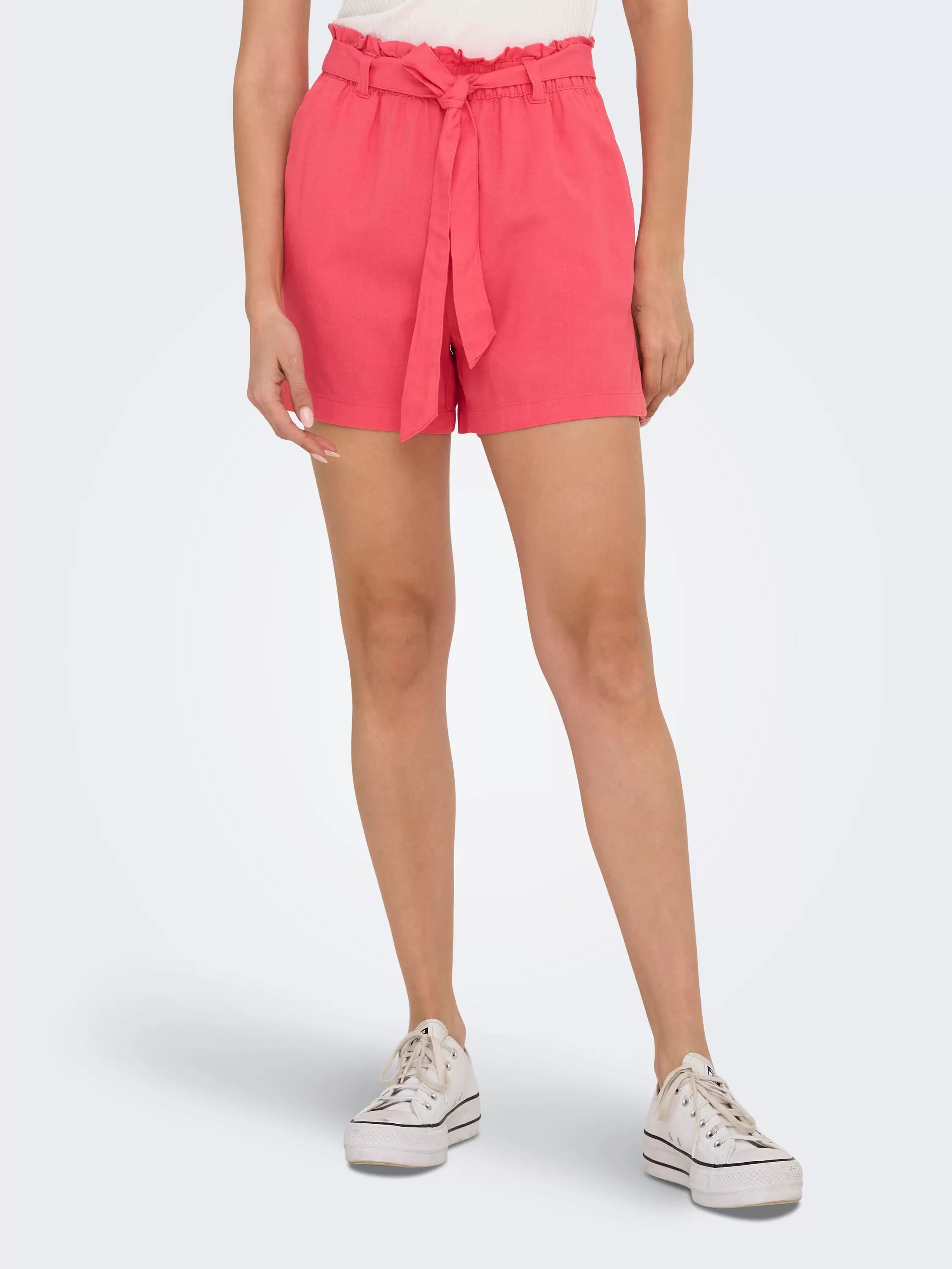 Oferta de JDYSAY Cintura media Corte regular Shorts por 24,99€ en ONLY