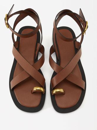 Oferta de Criss-Cross Flat Sandals With Metallic Detail por 32,99€ en Parfois