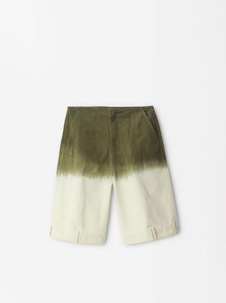 Oferta de Tie-Dye Denim Shorts por 39,99€ en Parfois