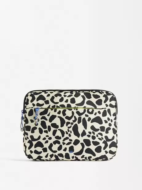 Oferta de Animal Print 13" Laptop Case por 22,99€ en Parfois