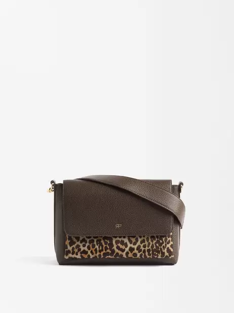 Oferta de Leopard Print Shoulder Bag por 35,99€ en Parfois