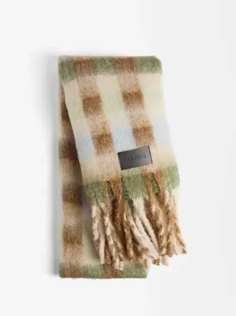 Oferta de Printed Scarf With Fringing por 19,99€ en Parfois