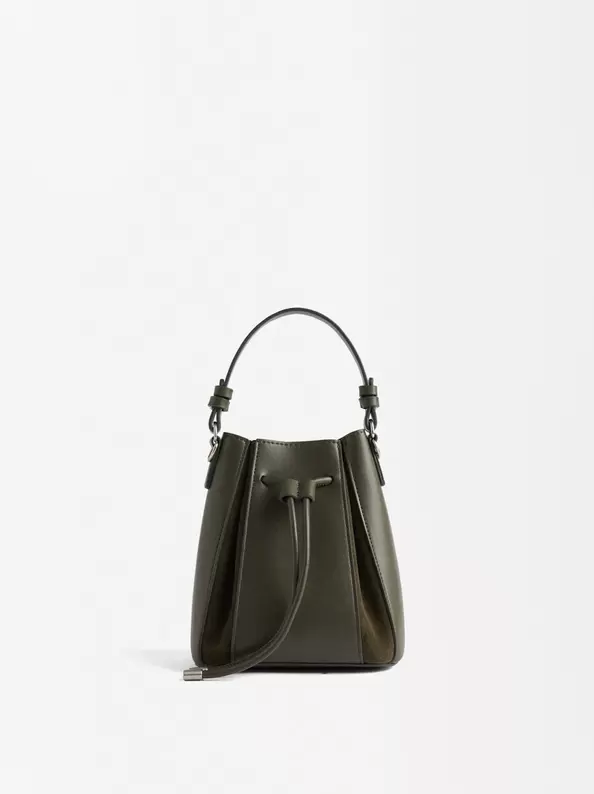 Oferta de Bucket Bag With Leather por 27,99€ en Parfois