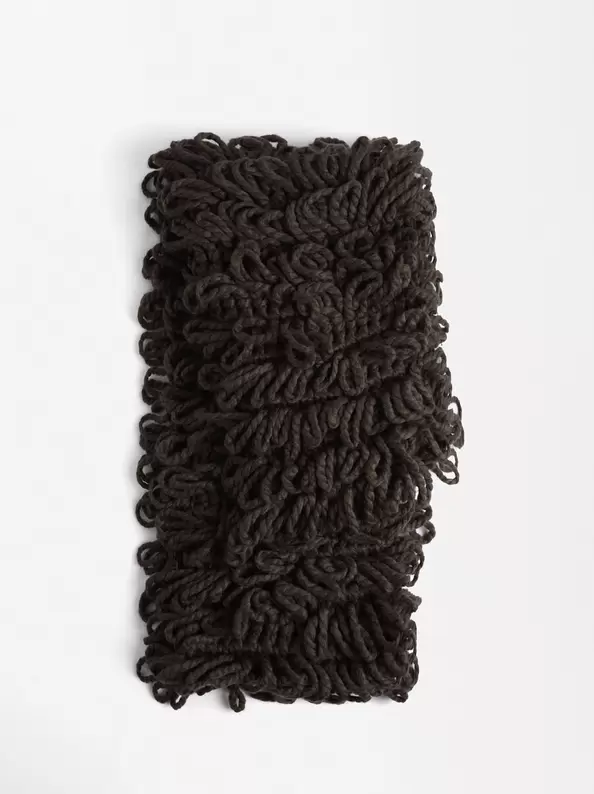 Oferta de Scarf With Wool Knit Effect por 35,99€ en Parfois