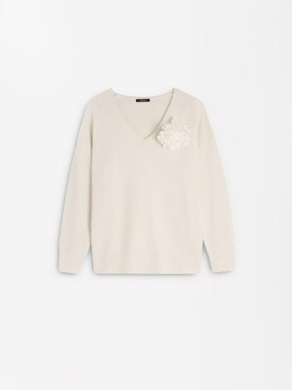 Oferta de Wool Blended Sweater With Flower por 35,99€ en Parfois