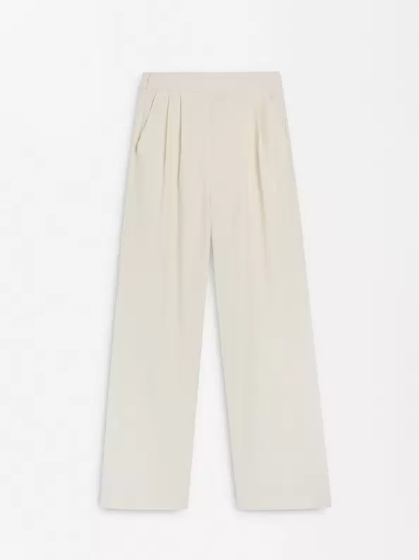 Oferta de Flowing Pants With Pleats por 39,99€ en Parfois