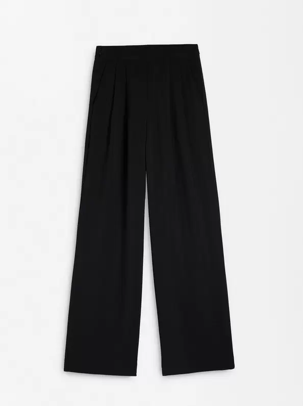 Oferta de Flowing Pants With Pleats por 39,99€ en Parfois