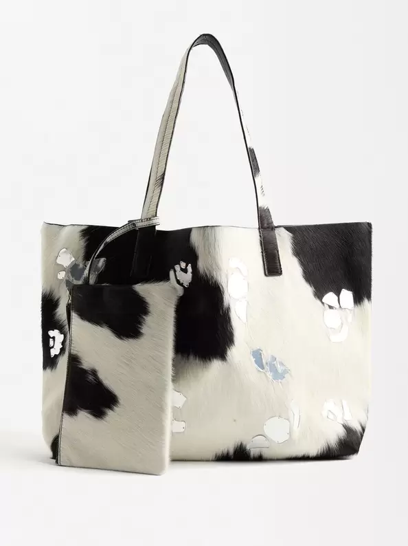 Oferta de Animal-Print Leather Shopper Bag por 99,99€ en Parfois