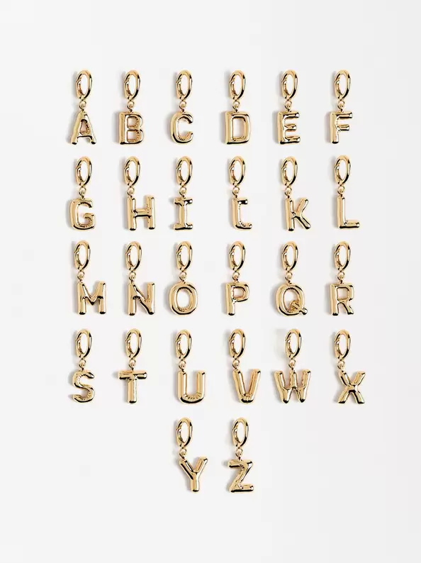 Oferta de Charm With Letter A por 3,99€ en Parfois