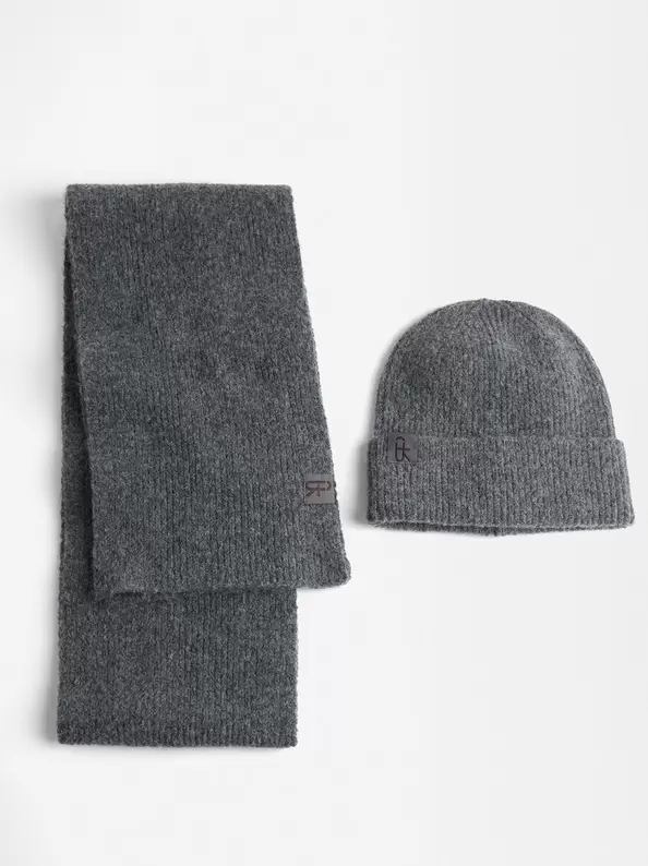 Oferta de Hat And Scarf Set With Wool Blend por 32,99€ en Parfois