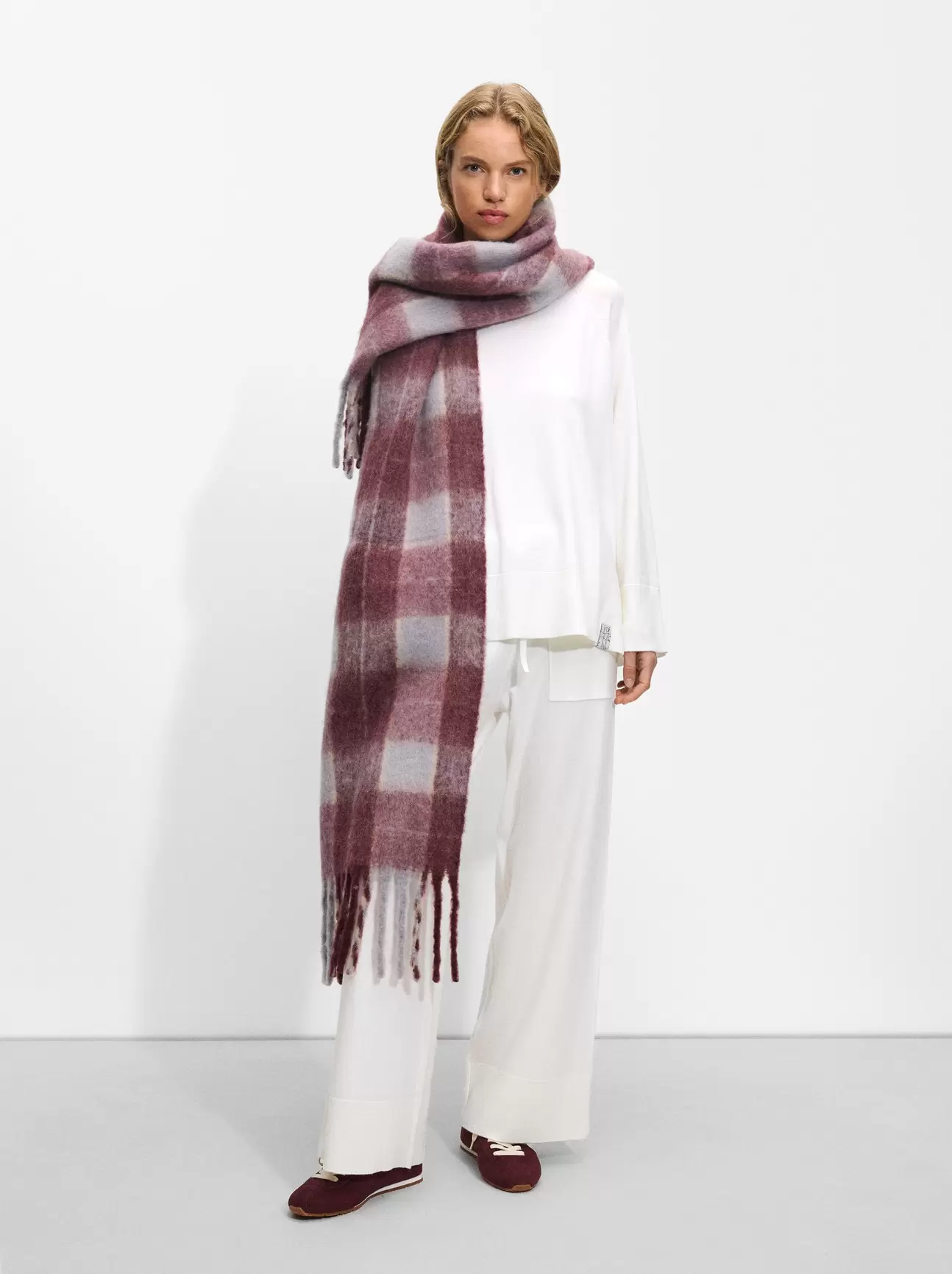 Oferta de Wool Blend Printed Scarf por 19,99€ en Parfois