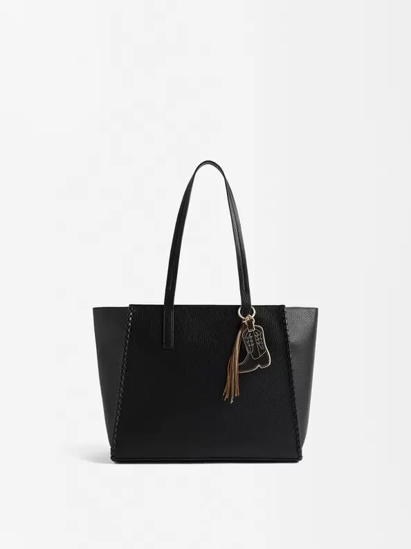 Oferta de Shopper Bag With Pendant por 15,99€ en Parfois