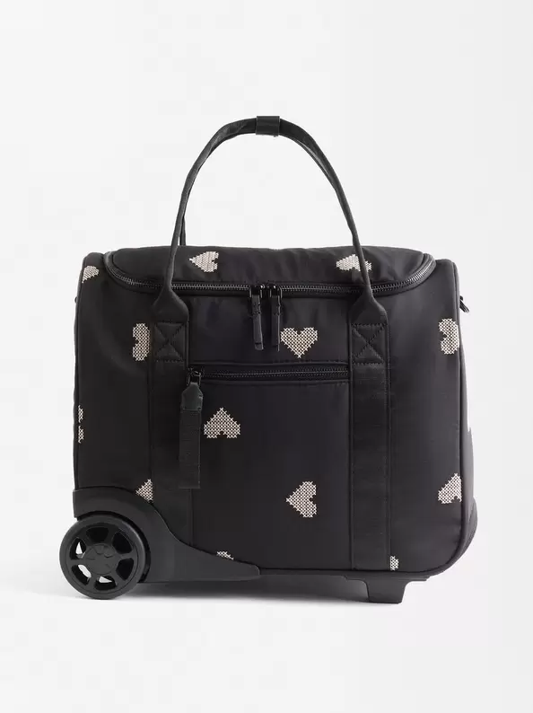 Oferta de Nylon Weekend Bag With Heart Print por 49,99€ en Parfois