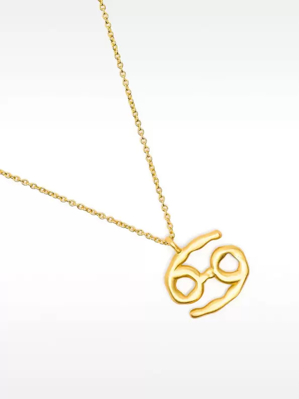 Oferta de CANCER zodiac necklace 18k gold plated por 25,99€ en Parfois