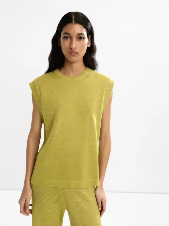 Oferta de Knit sleeveless top por 27,99€ en Parfois