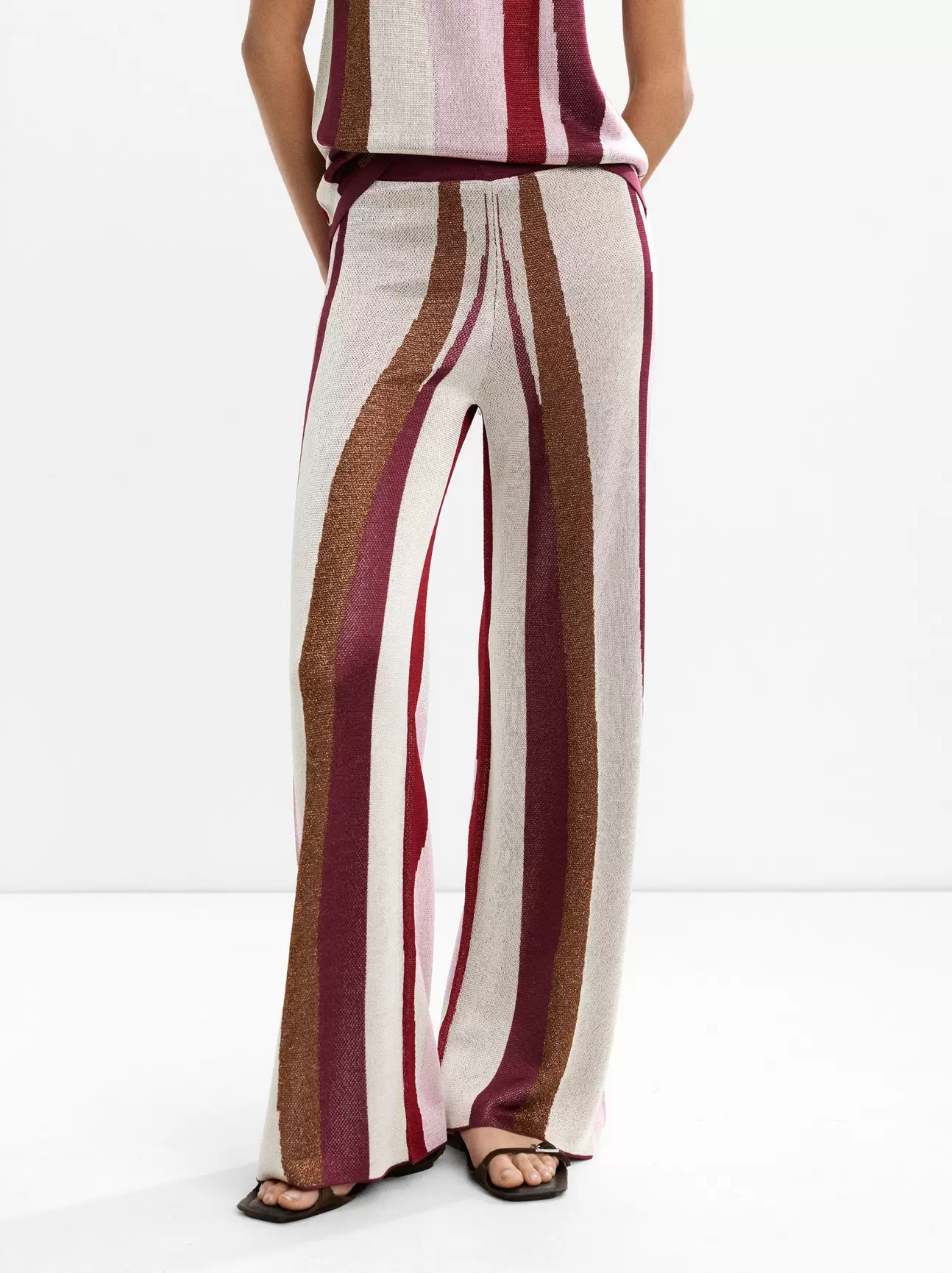 Oferta de Jacquard knit trousers por 39,99€ en Parfois