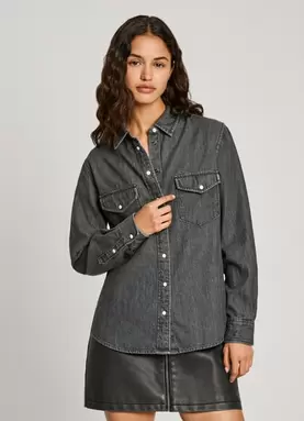 Oferta de REGULAR FIT DENIM SHIRT por 89,9€ en Pepe Jeans