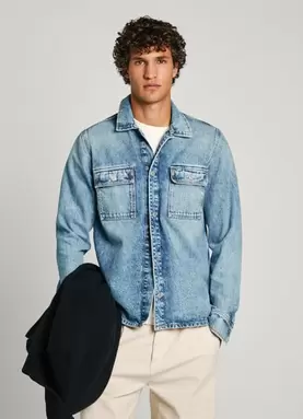 Oferta de RELAXED FIT DENIM OVERSHIRT por 110€ en Pepe Jeans