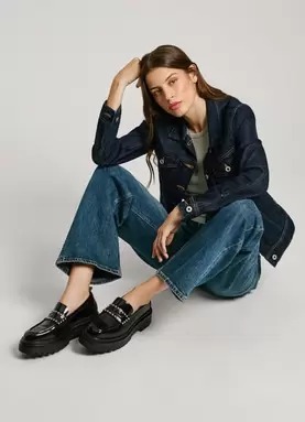 Oferta de CHUNKY LOAFERS WITH NOTCHED SOLE por 99,9€ en Pepe Jeans