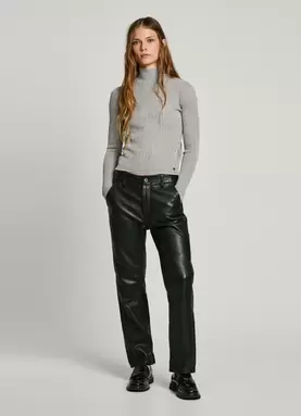 Oferta de STRAIGHT LEATHER TROUSERS por 220€ en Pepe Jeans