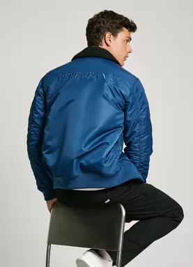 Oferta de PADDED BOMBER JACKET por 180€ en Pepe Jeans