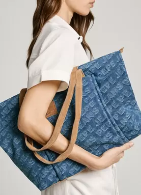 Oferta de DENIM LOGO TOTE BAG por 89,9€ en Pepe Jeans