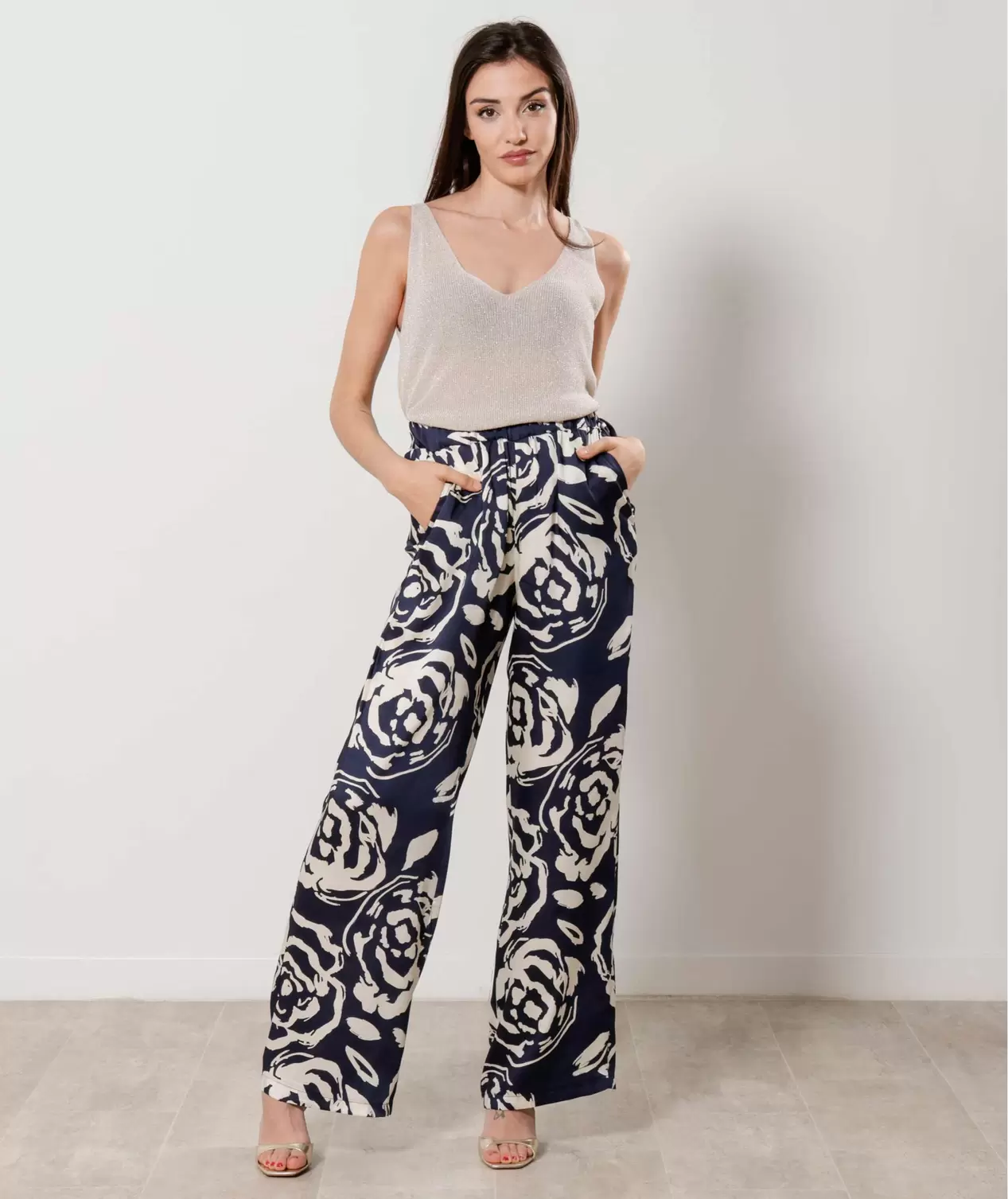Oferta de PANTALÓN TETERA por 33€ en Pilar Prieto