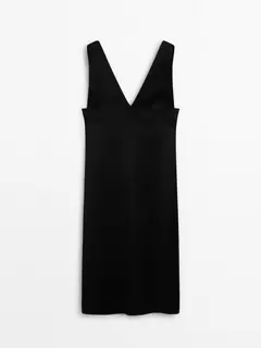 Oferta de Vestido midi escote pico por 99,95€ en Massimo Dutti