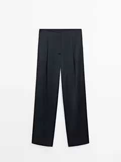 Oferta de Pantalón straight pinzas satinado por 69,95€ en Massimo Dutti