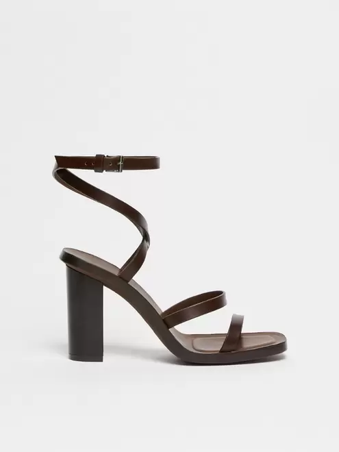 Oferta de Sandalia de piel lisa por 625€ en MaxMara