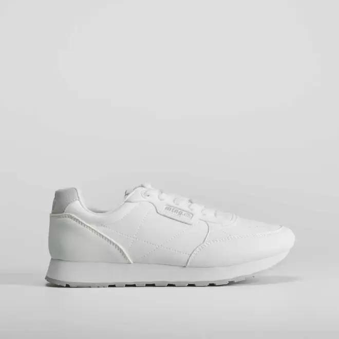 Oferta de Sneaker retro running blanco MUSTANG por 45,99€ en Merkal