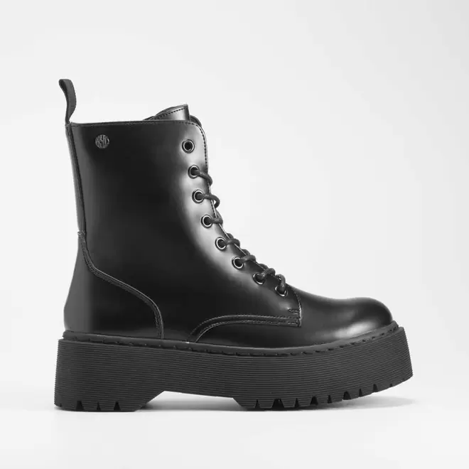 Oferta de Botín militar cremallera negro NYC por 49,99€ en Merkal