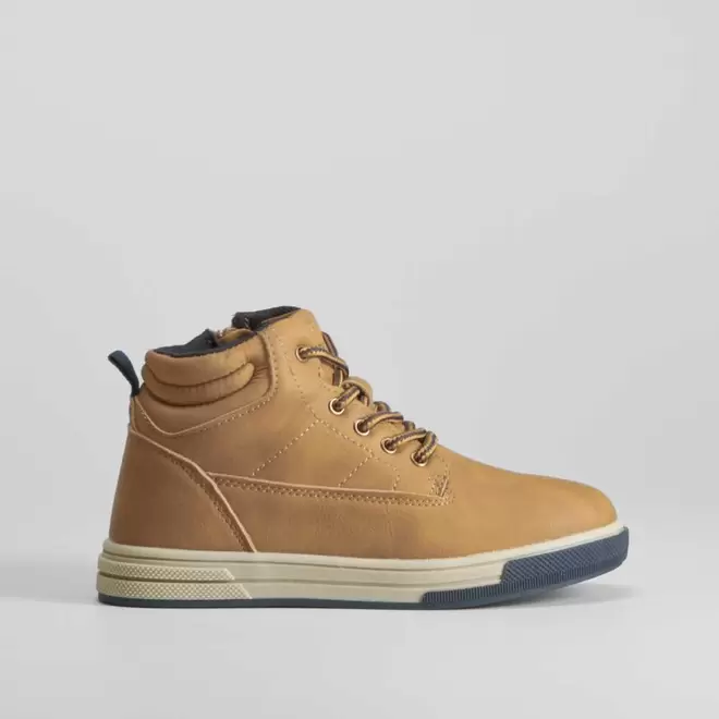 Oferta de Botín casual de montaña camel SEVEN FIVE por 25,99€ en Merkal