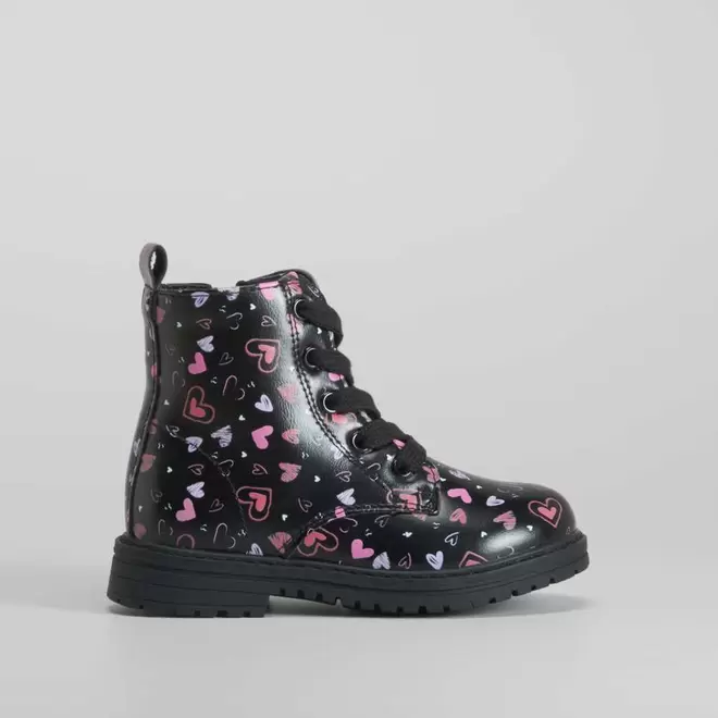 Oferta de Botín militar print de corazones OH GIRL por 32,99€ en Merkal