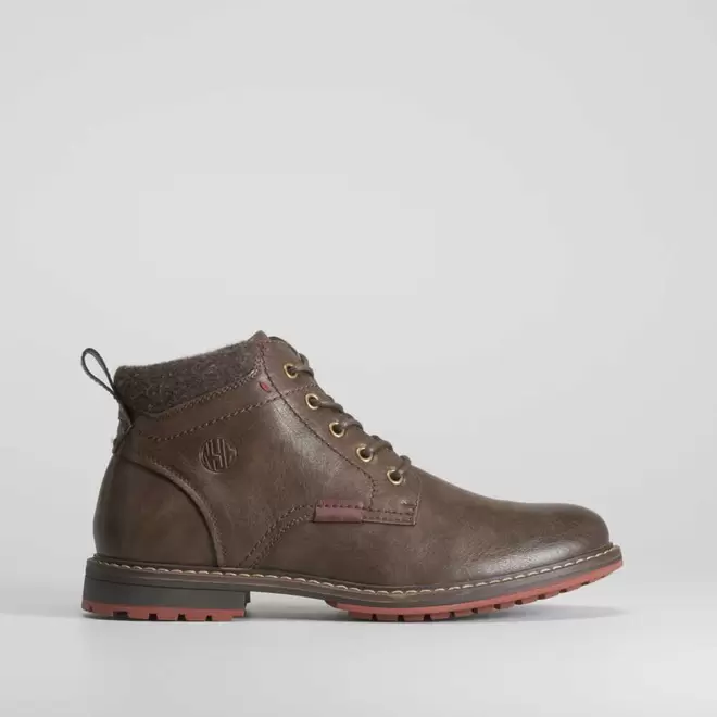 Oferta de Bota casual marrón de NYC por 45,99€ en Merkal