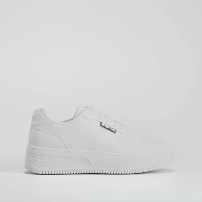 Oferta de Sneaker urbana blanca NYC por 22,99€ en Merkal