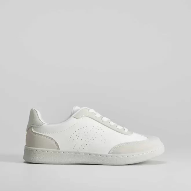 Oferta de Zapatilla urban blanca logo punteado NYC por 22,99€ en Merkal