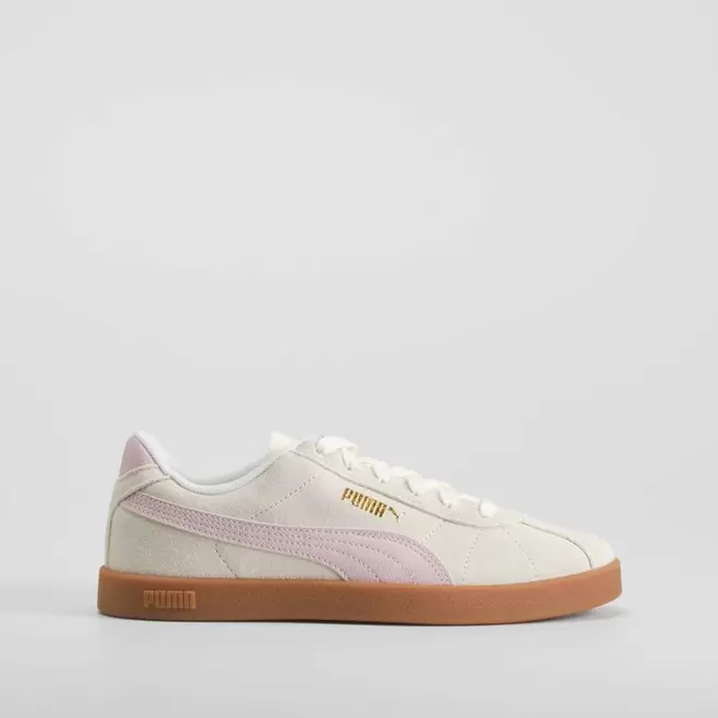 Oferta de Deportiva CLUB II SUEDE beige PUMA por 60,99€ en Merkal