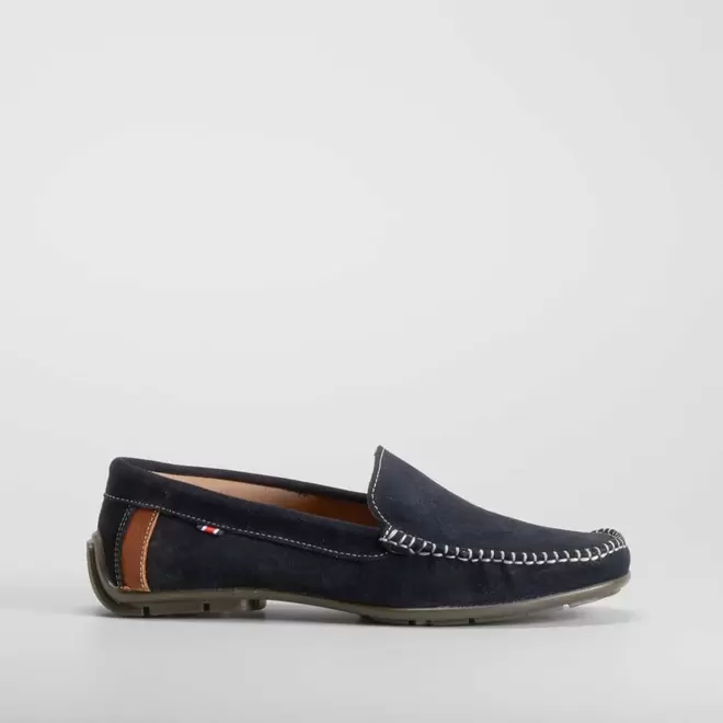 Oferta de Mocasín serraje azul marino MR. HANSEN por 45,99€ en Merkal