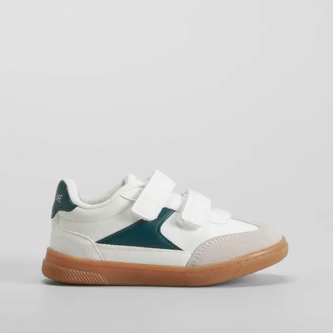 Oferta de Deportiva velcro infantil blanco SEVEN FIVE por 17,99€ en Merkal